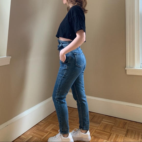Super High Waisted Belted Skinny Jeans - Picture 4 of 5